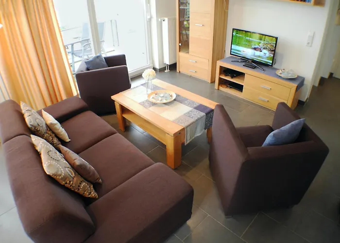 Leuchtturm 12 - Großenbrode